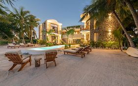 Cucu Hotel El Cuyo